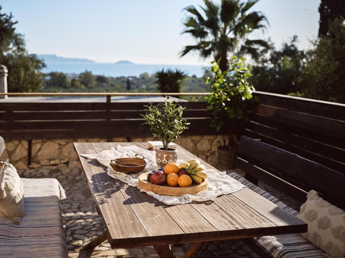 Vafias Villa - Tranquil Location, Ideal For Large Groups, By Zantewize Lithakia  Exterior photo